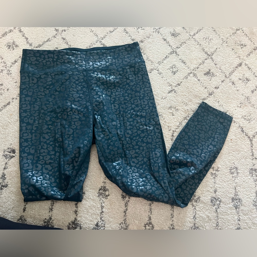 Shiny Blue Leopard Print Women's Leggings